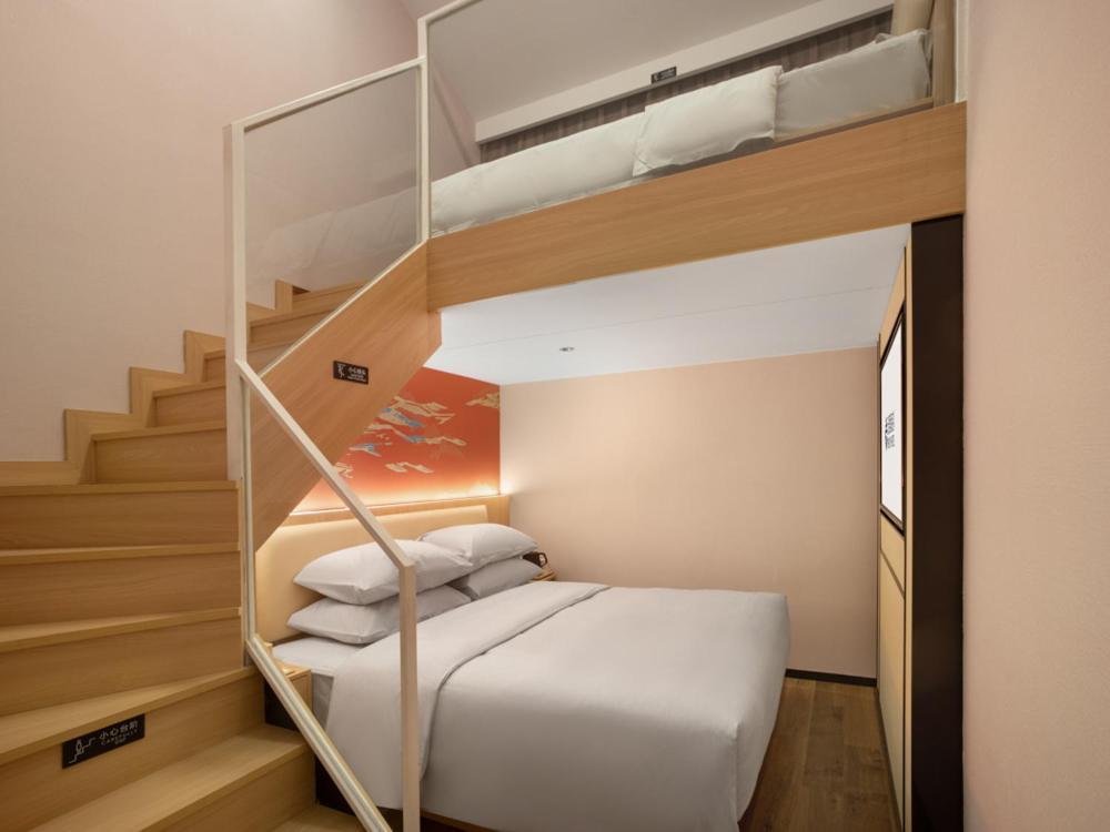 Yunju Hotel Beijing Yonghe Palace Guijie Siheyuan מראה חיצוני תמונה